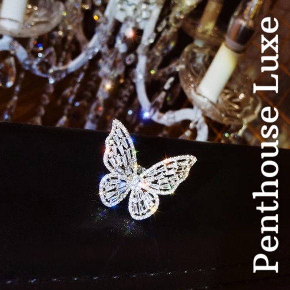 FINAL RESTOCK!! Huge 18K White Gold Plated Butterfly Ring - Picture 2 of 5